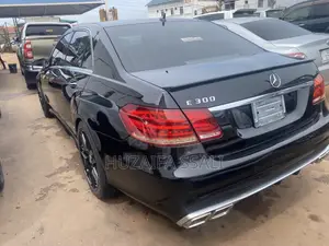 Mercedes-Benz E300 2020 Black
