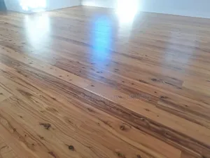 Wooden Floors/Classic Wooden Floor Supply and Customization Services