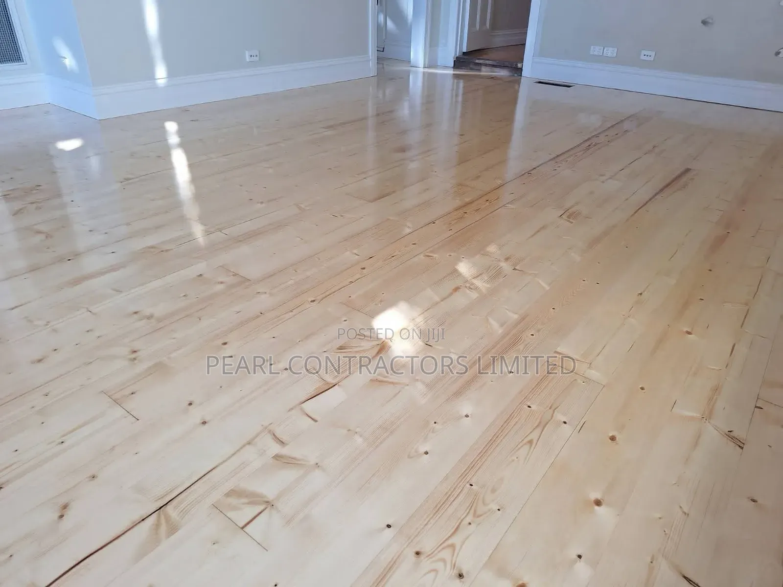 Wooden Floors/Bright Natural Wooden Floor FInishings. Book Us Now.