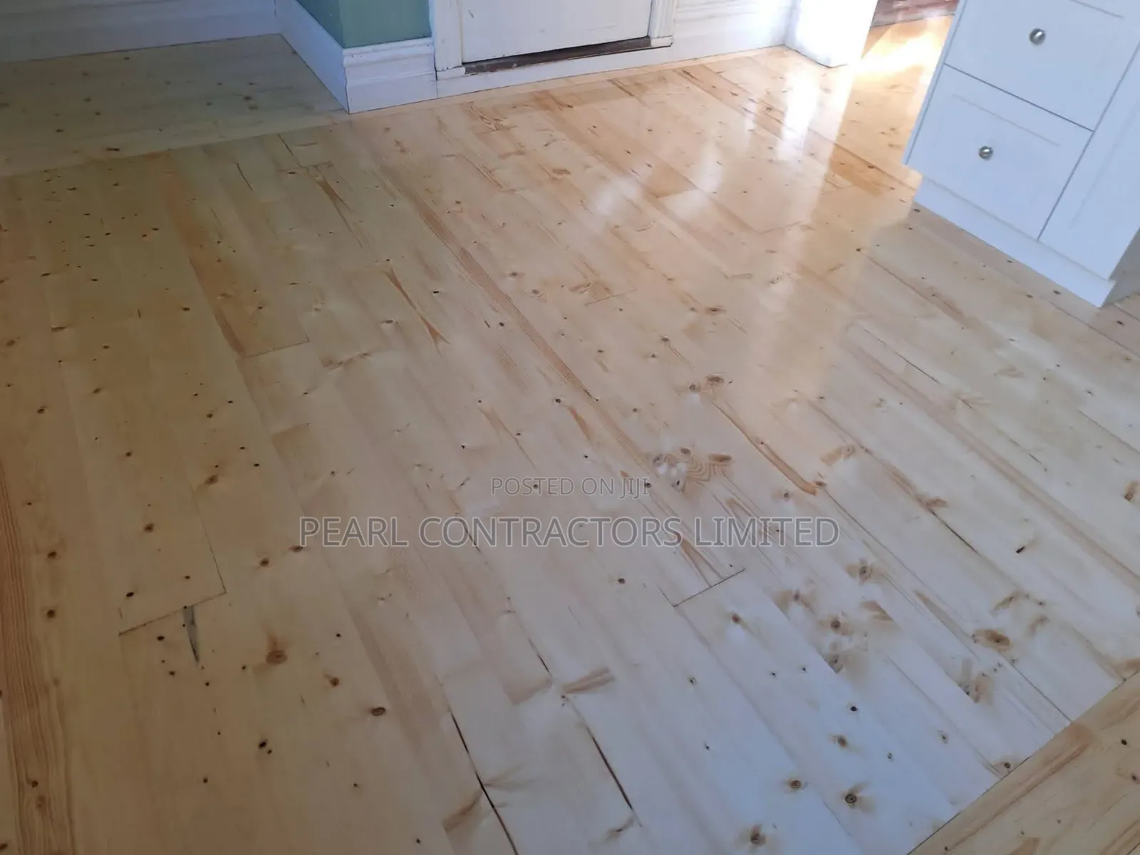 Wooden Floors/Bright Natural Wooden Floor FInishings. Book Us Now.