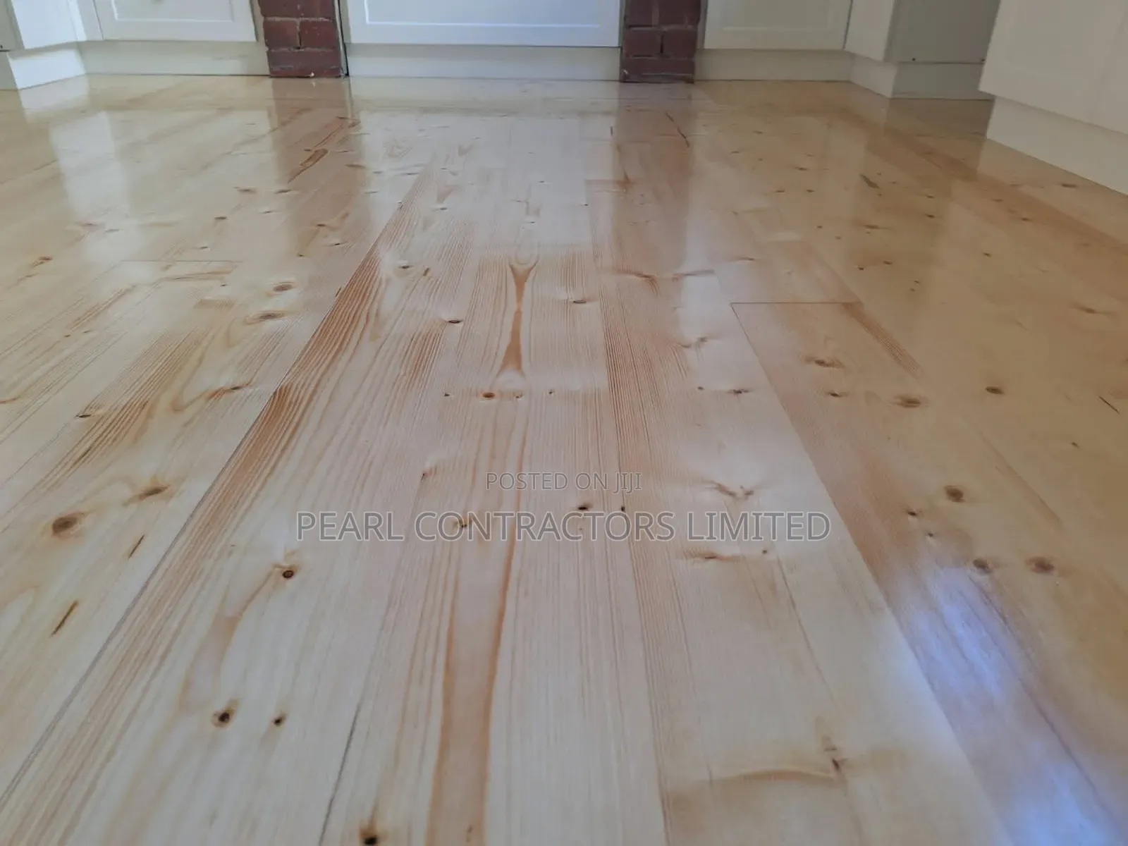 Wooden Floors/Bright Natural Wooden Floor FInishings. Book Us Now.