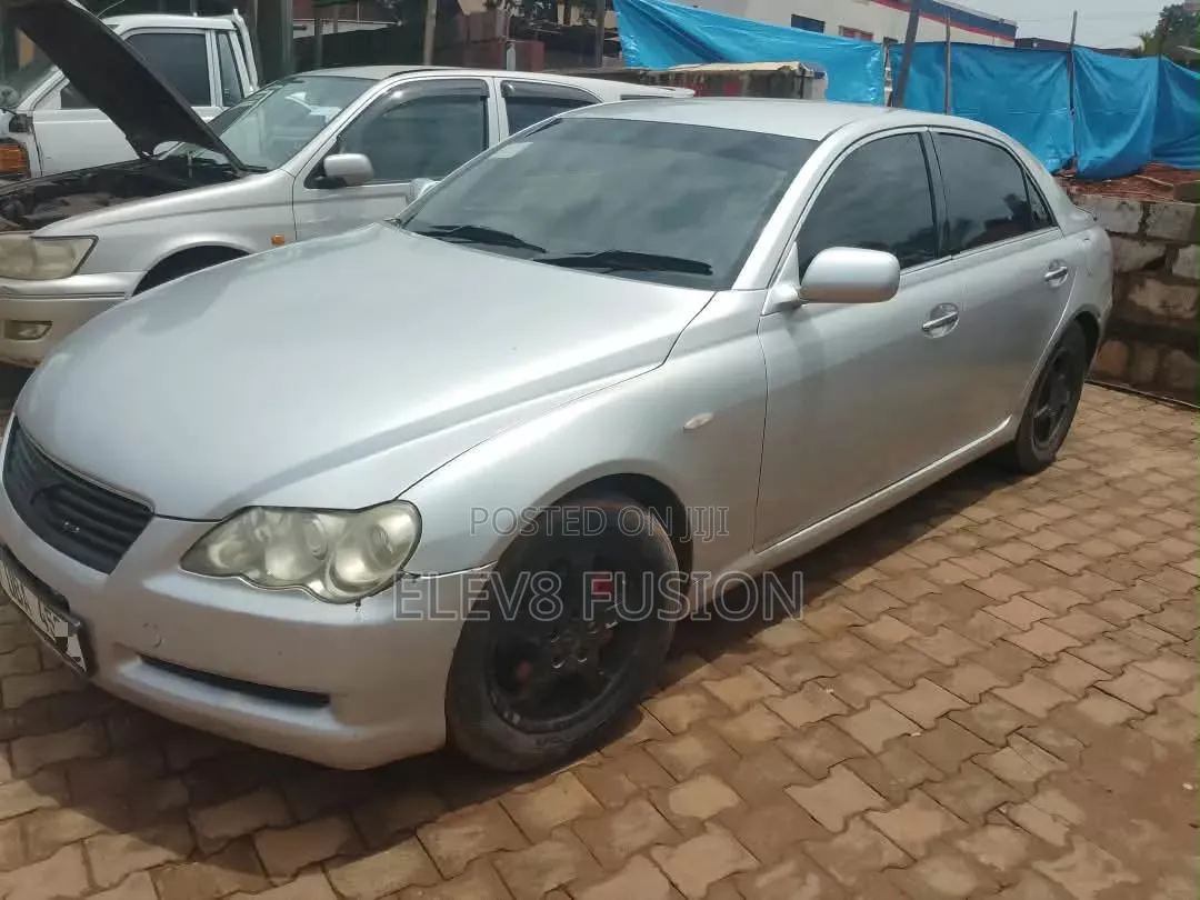 Toyota Mark X 2009 Silver
