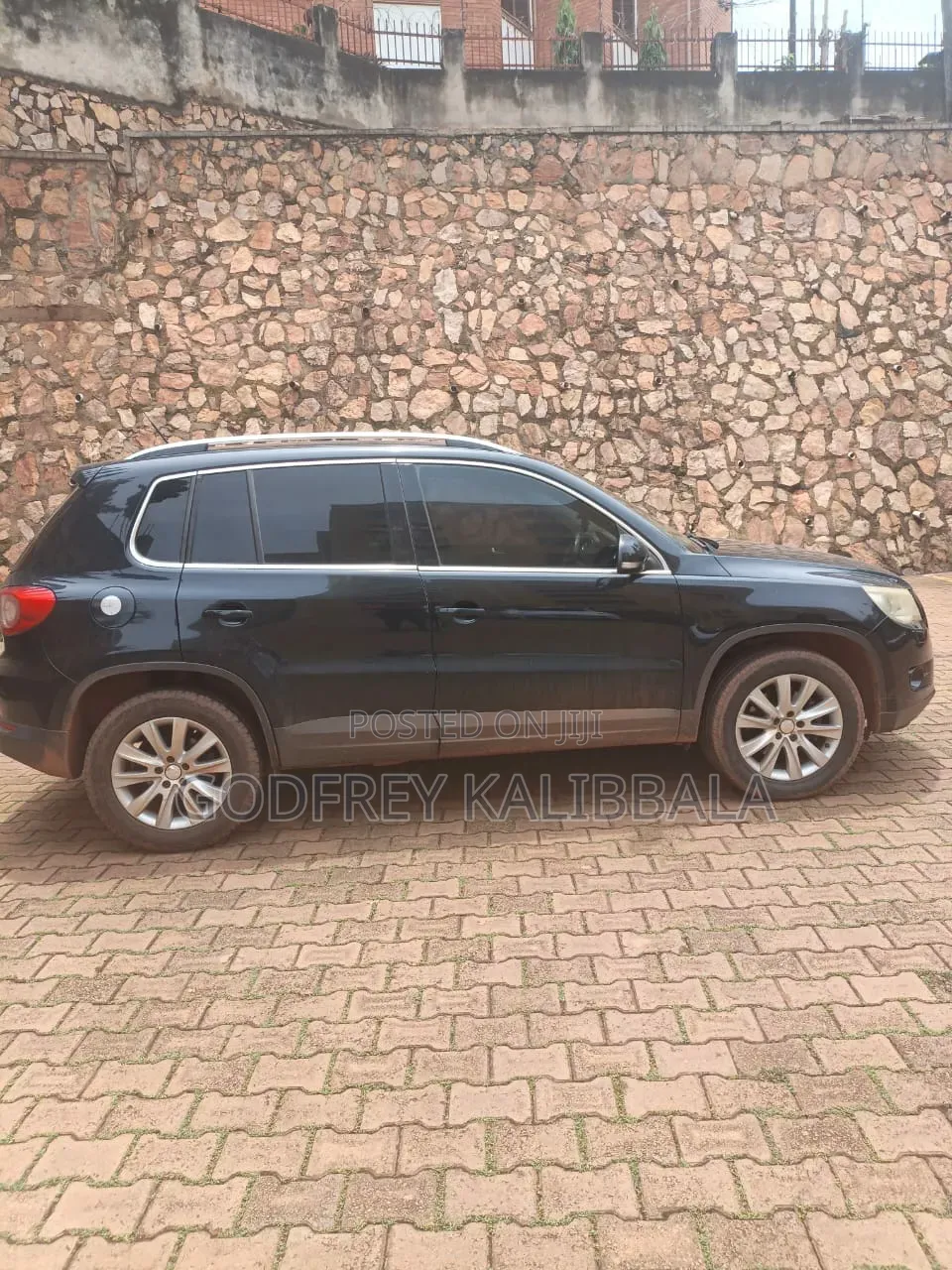 Volkswagen Tiguan S 4Motion 2011 Black