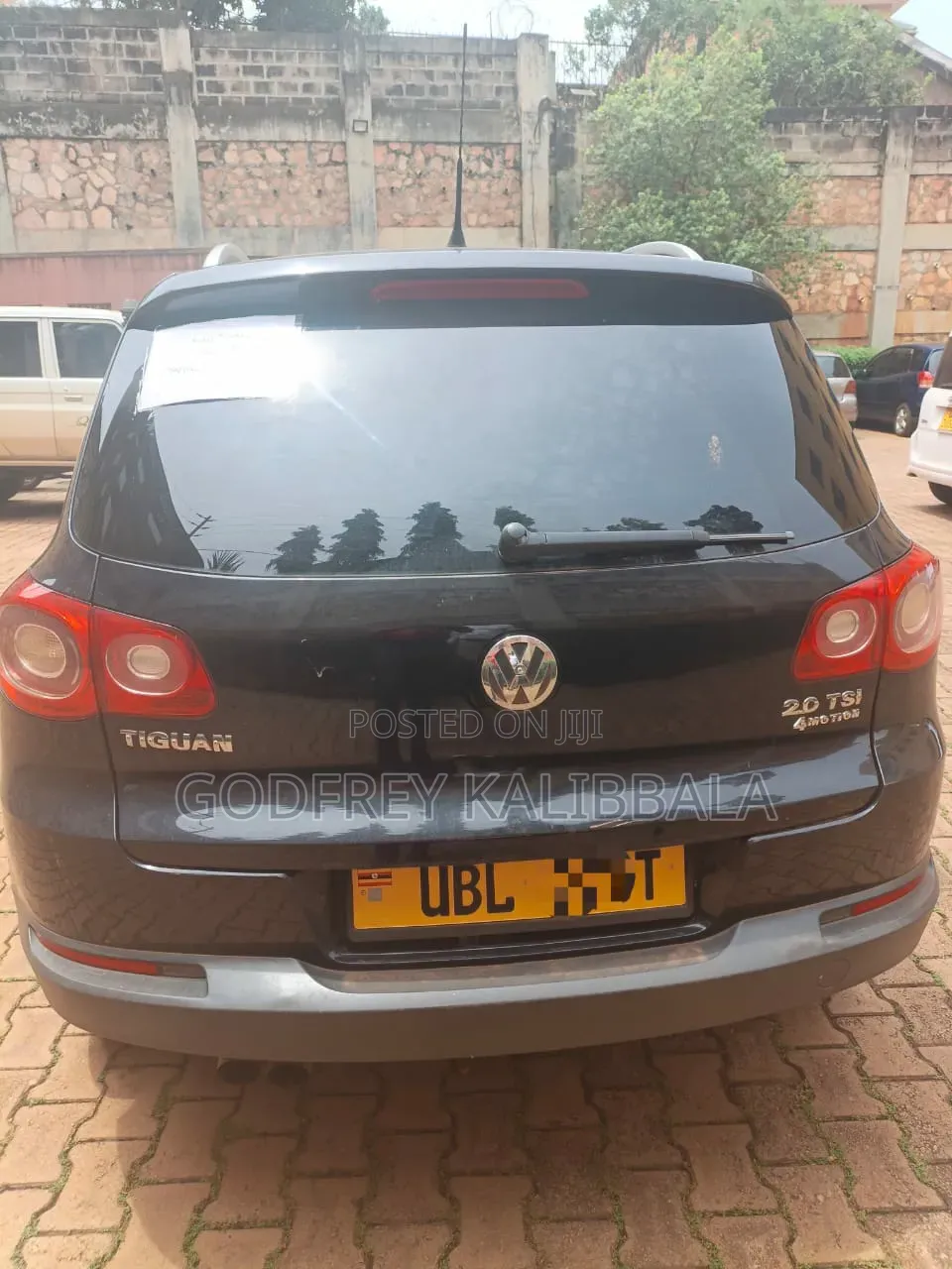 Volkswagen Tiguan S 4Motion 2011 Black