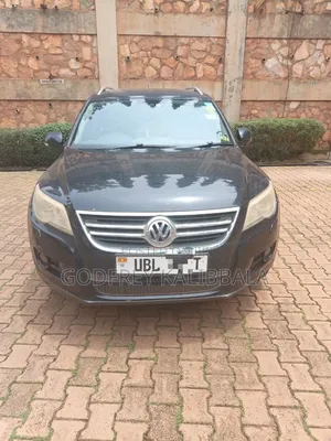 Volkswagen Tiguan S 4Motion 2011 Black