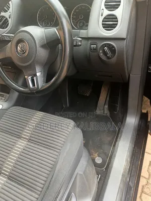 Volkswagen Tiguan S 4Motion 2011 Black