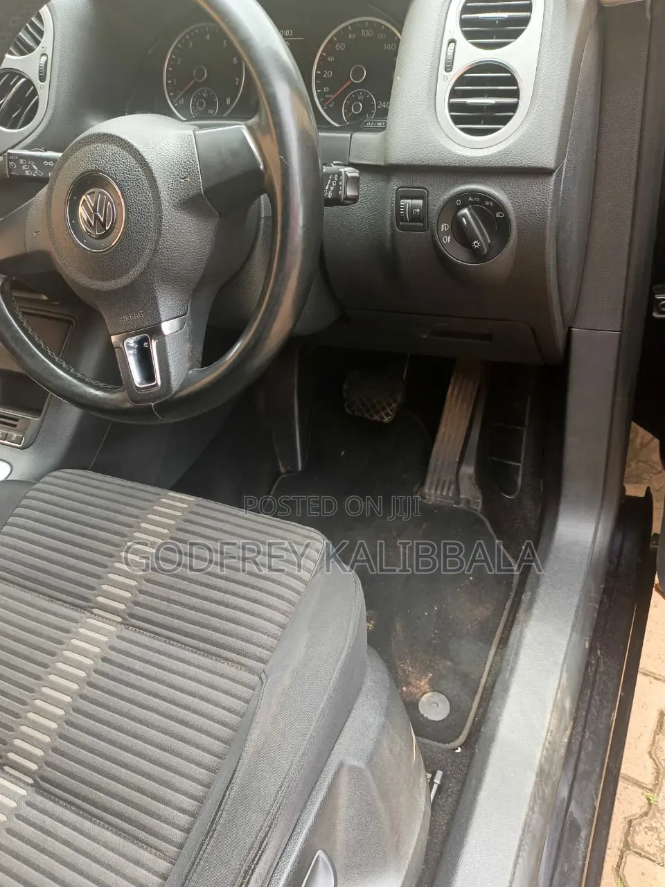 Volkswagen Tiguan S 4Motion 2011 Black