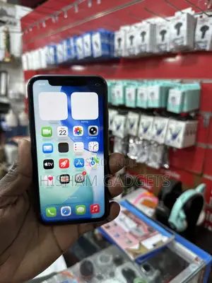Apple iPhone 11 64 GB Black