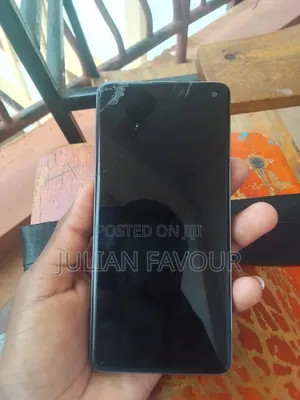 Samsung Galaxy S10 128 GB Black