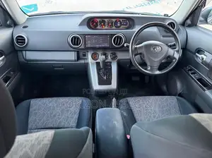Toyota Corolla Rumion 2011 Black