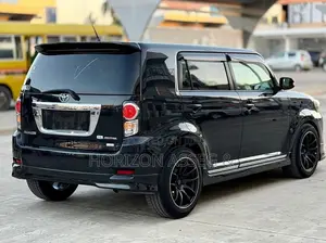Toyota Corolla Rumion 2011 Black