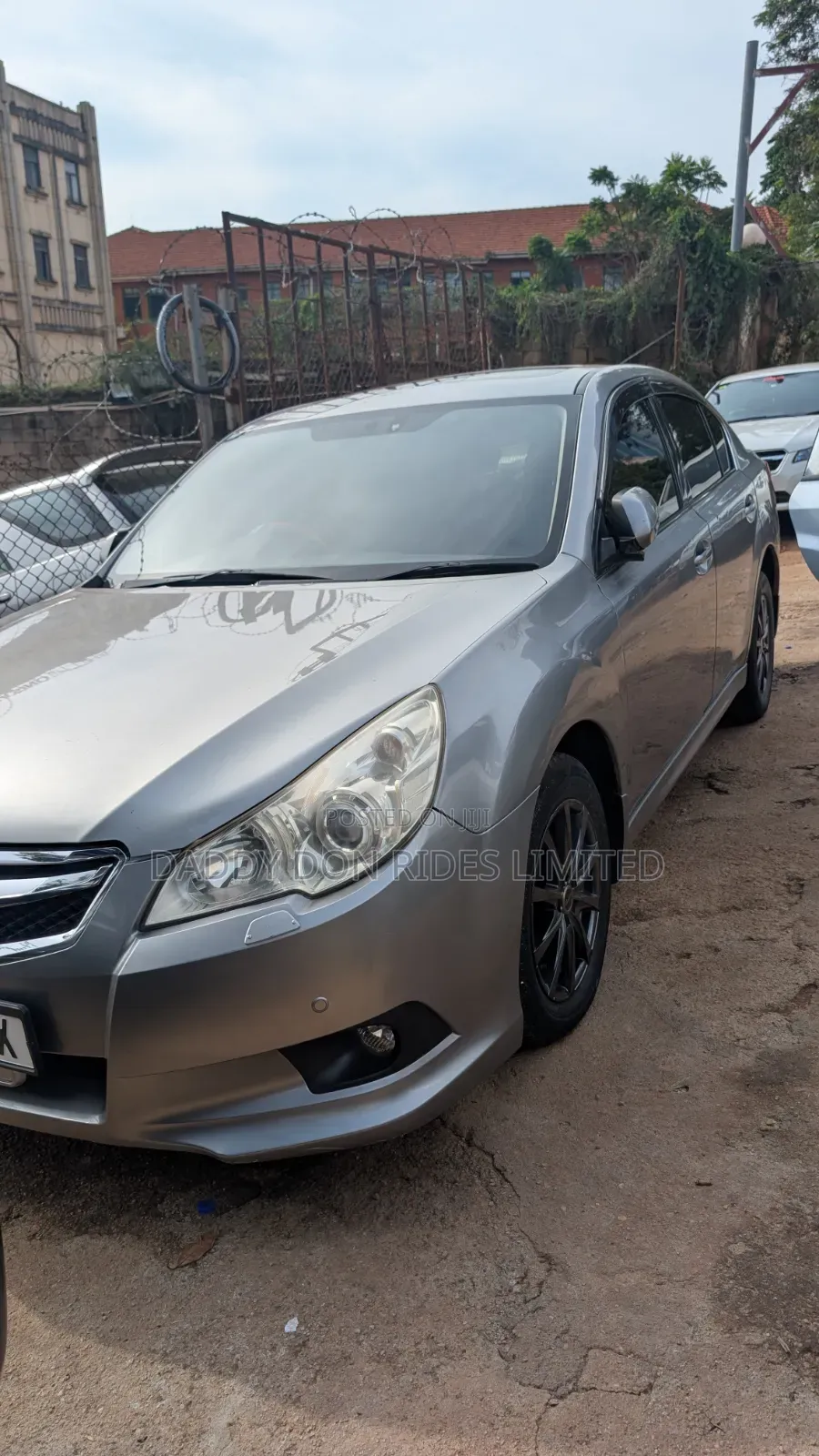 Subaru Legacy 2011 Silver