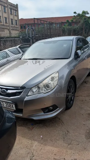 Subaru Legacy 2011 Silver