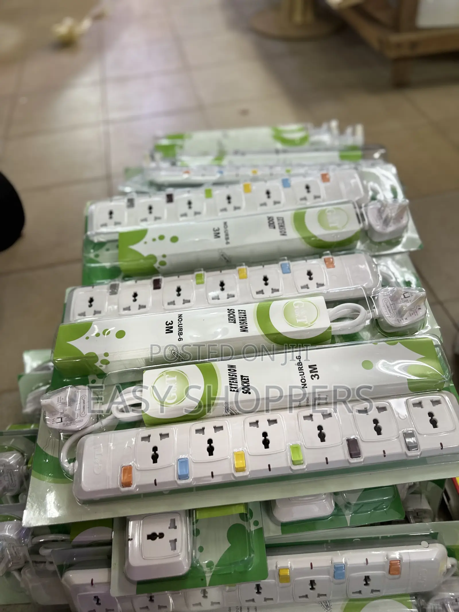 G&T 6-Way UK Power Extension Socket With a 3-Meter Cord.