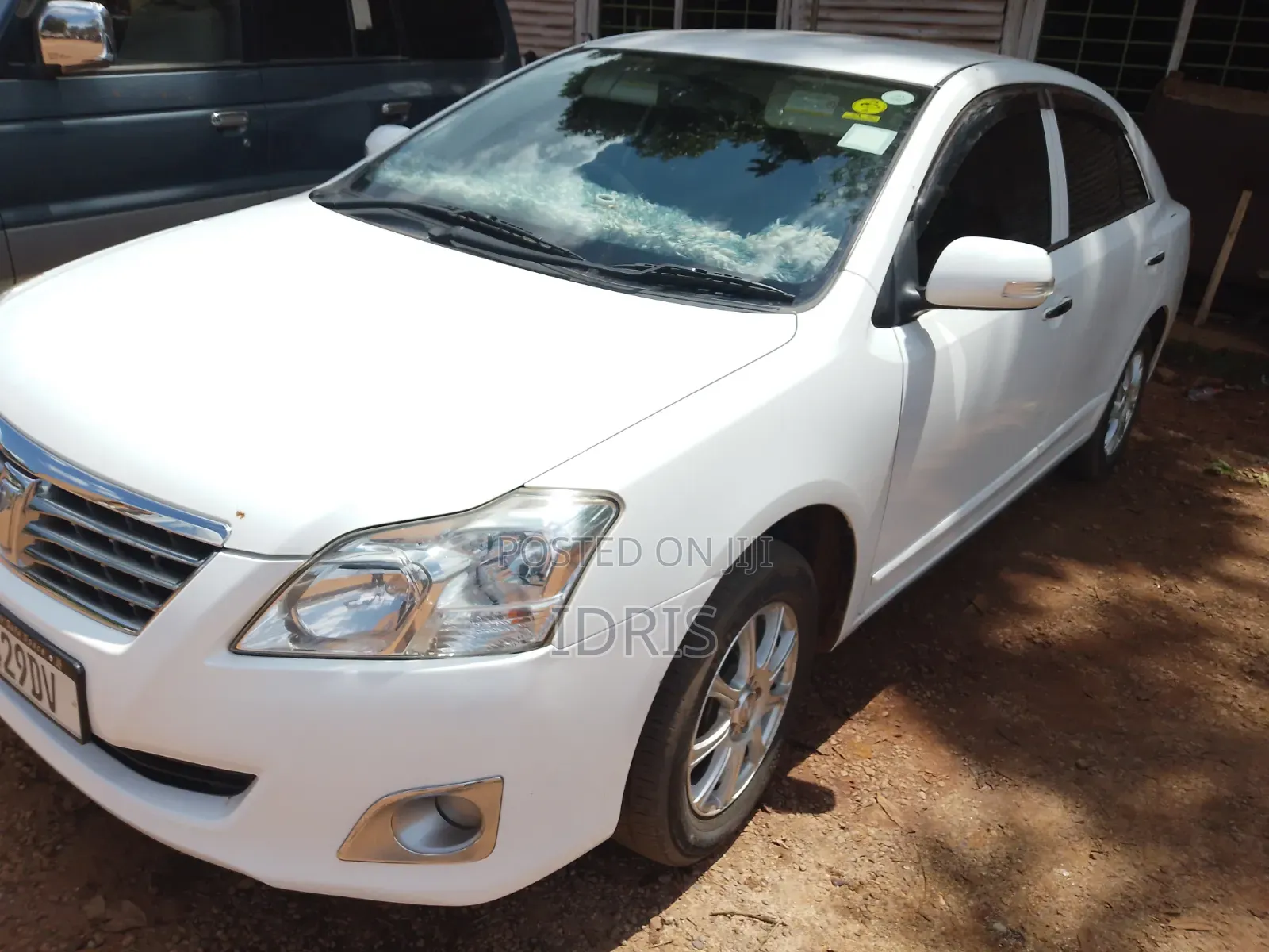 Toyota Premio 2011 Green