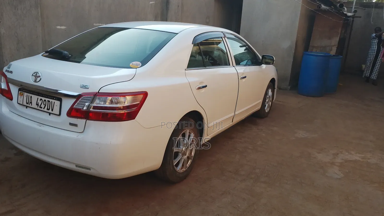 Toyota Premio 2011 Green