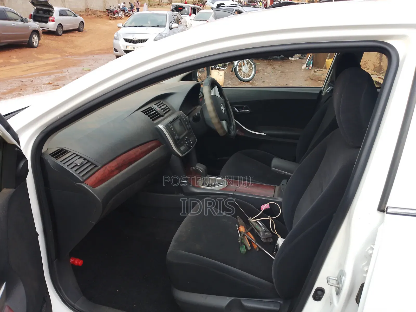 Toyota Premio 2011 Green