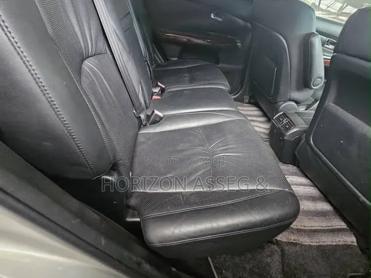 Toyota Harrier 2010 Silver