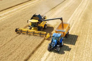 Farming Tractors and Combine Harvester Hire