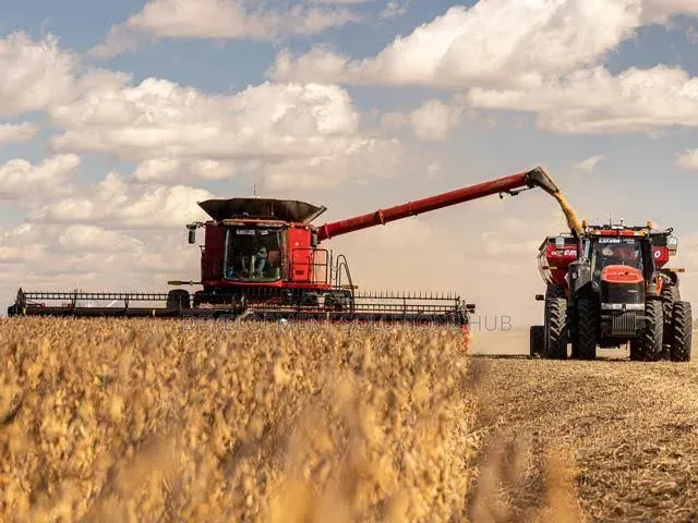 Farming Tractors and Combine Harvester Hire