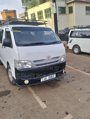 Toyota HiAce 2008 White