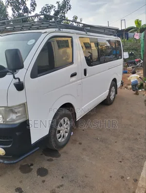 Toyota HiAce 2008 White