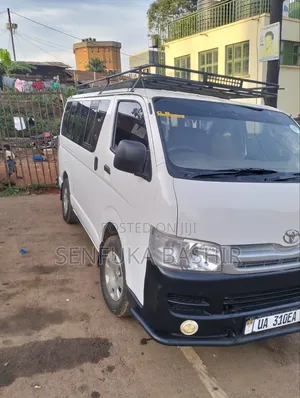Toyota HiAce 2008 White
