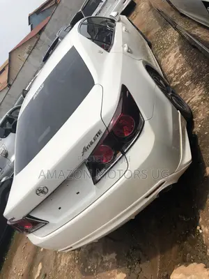 Toyota Crown 2015 White