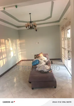4bdrm House in Manyangwa, Ruyobyo, Central Division for rent