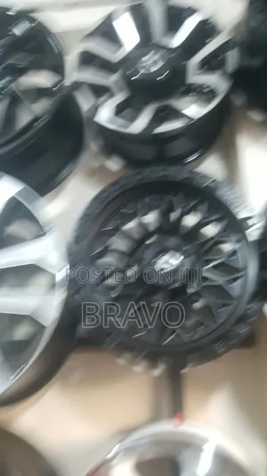 Land Cruiser Hard Top Rims Size 16 Offset Type