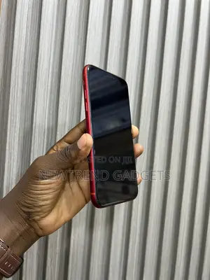 Apple iPhone XR 64 GB Red