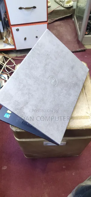 Laptop Dell Inspiron 15 3000 4GB Intel Core i7 HDD 500GB