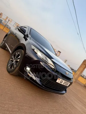 Toyota Harrier 2.0 2016 Black