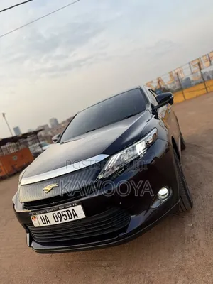 Toyota Harrier 2.0 2016 Black