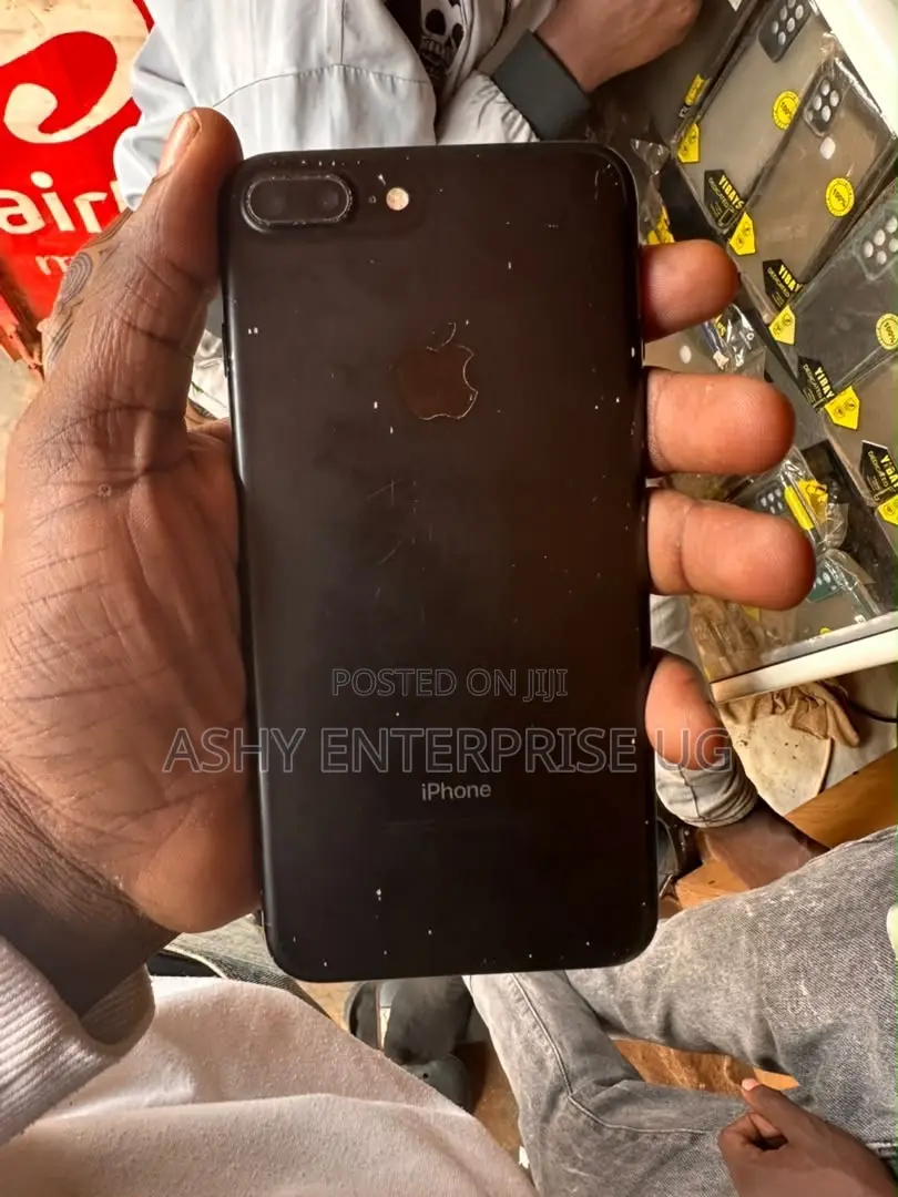 Apple iPhone 7 Plus 32 GB Black
