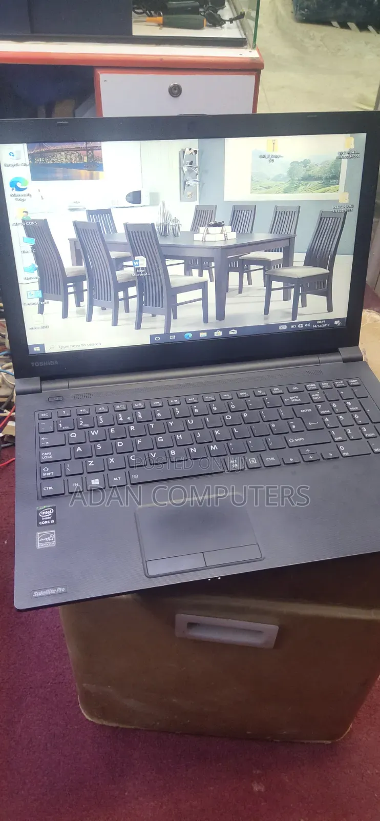 Laptop Toshiba Satellite C50 4GB Intel Core i3 HDD 320GB