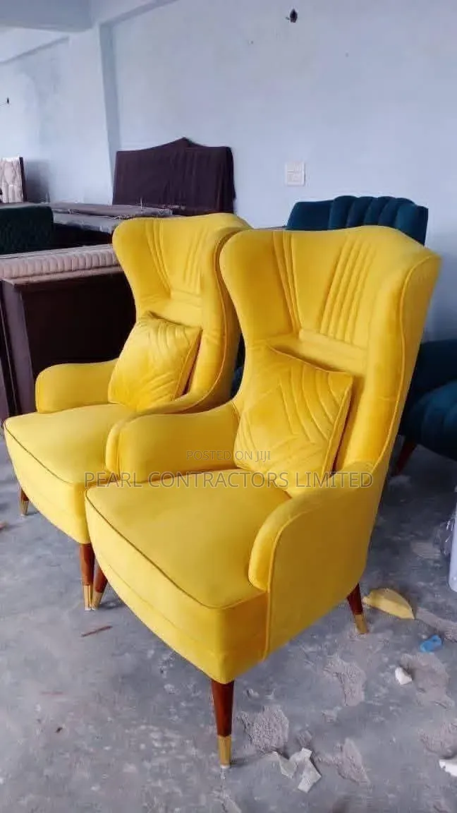 Sofa Chairs/Accent England Sofa Couches in Any Colour From