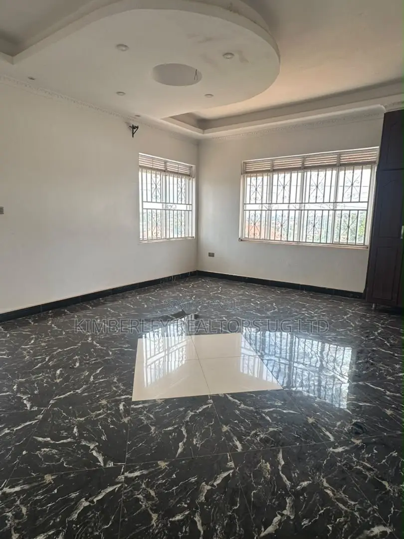 4bdrm House in Division A for sale