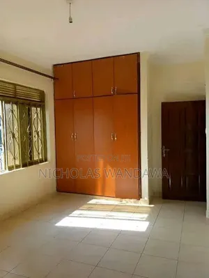 4bdrm Bungalow in Seeta-Namuganga for sale