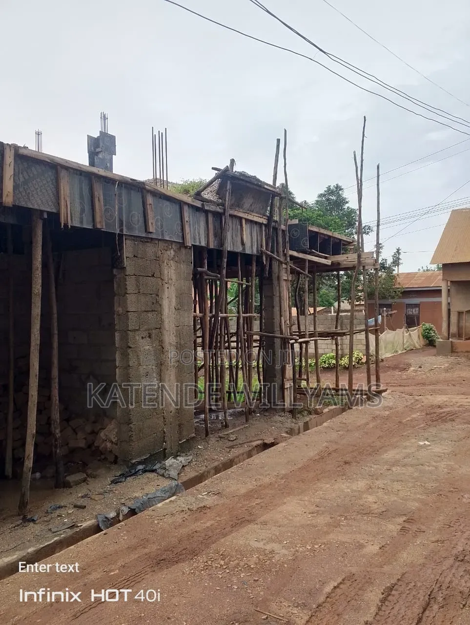 4bdrm Apartment in Masajja, Makindye for sale