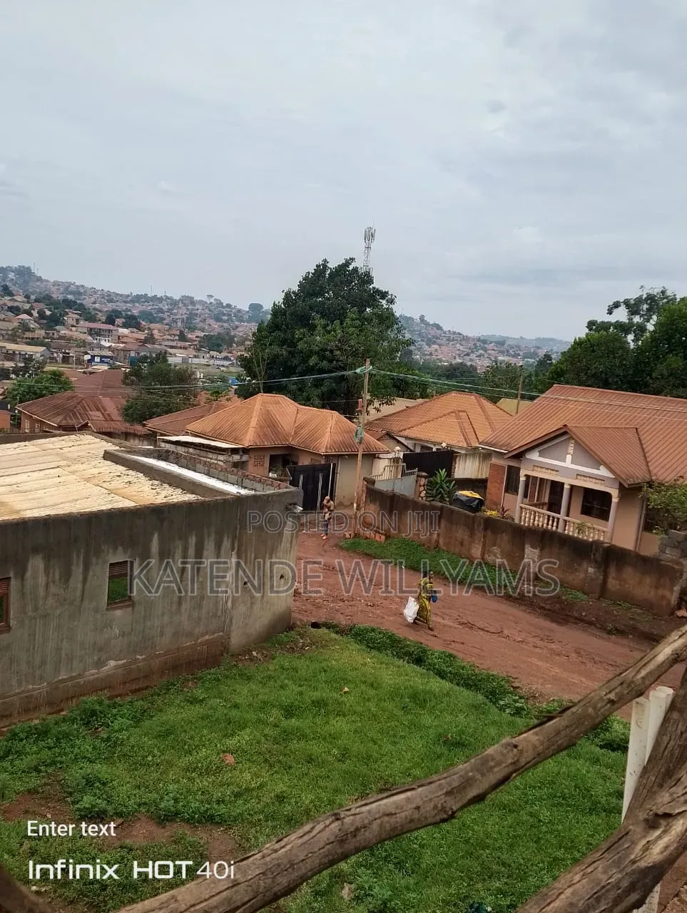 4bdrm Apartment in Masajja, Makindye for sale