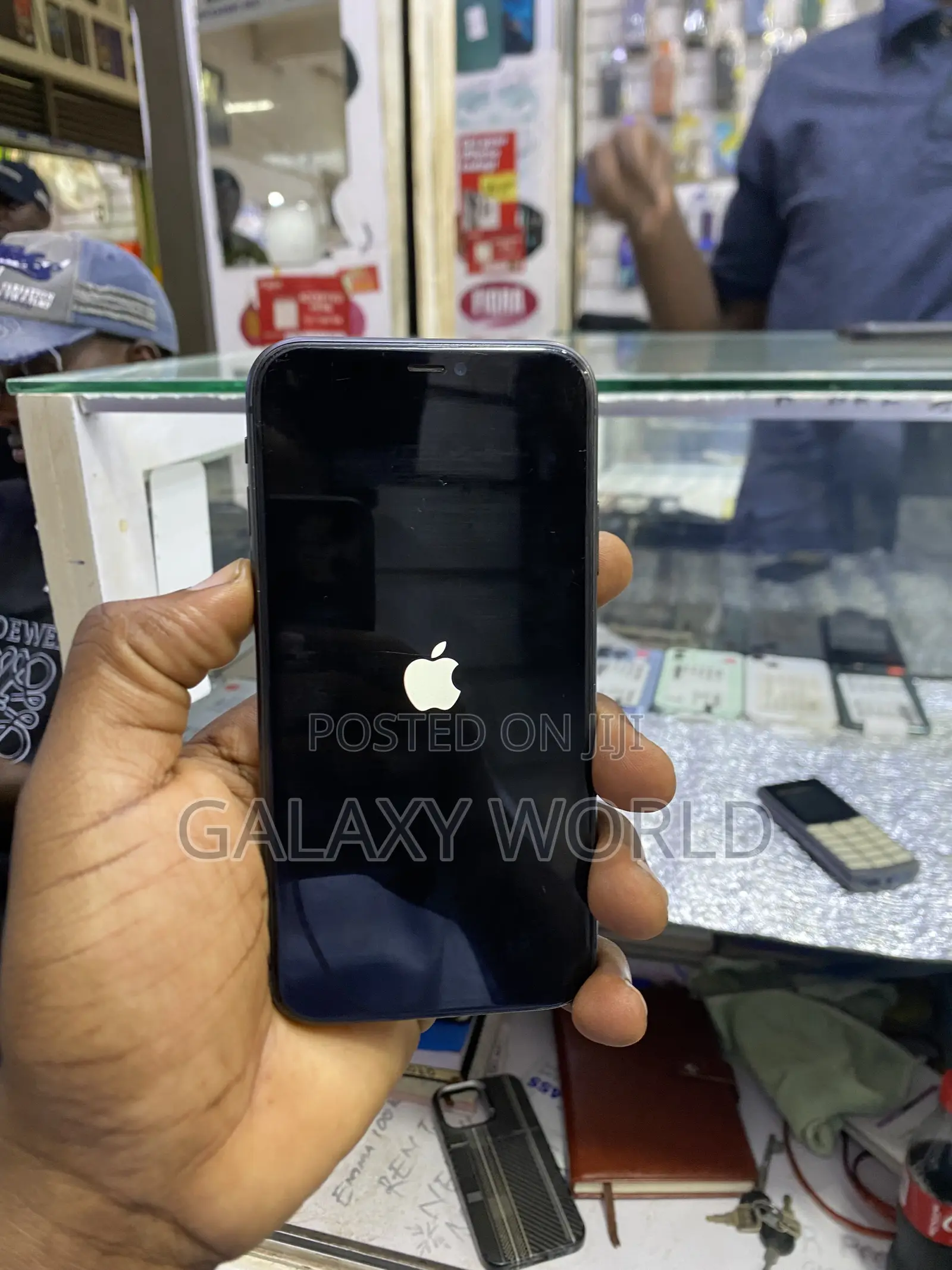 Apple iPhone 11 64 GB Black