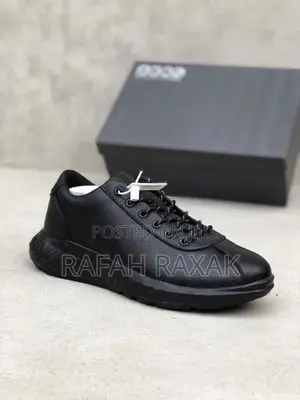 Black Ecco Soft Zero Leather Lace Up Sneakers