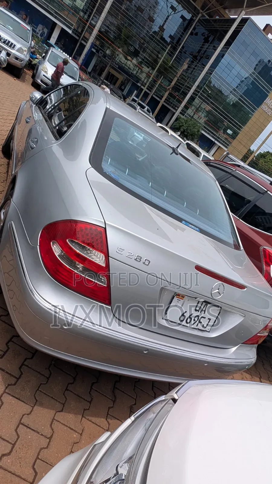 Mercedes-Benz E280 2009 Silver
