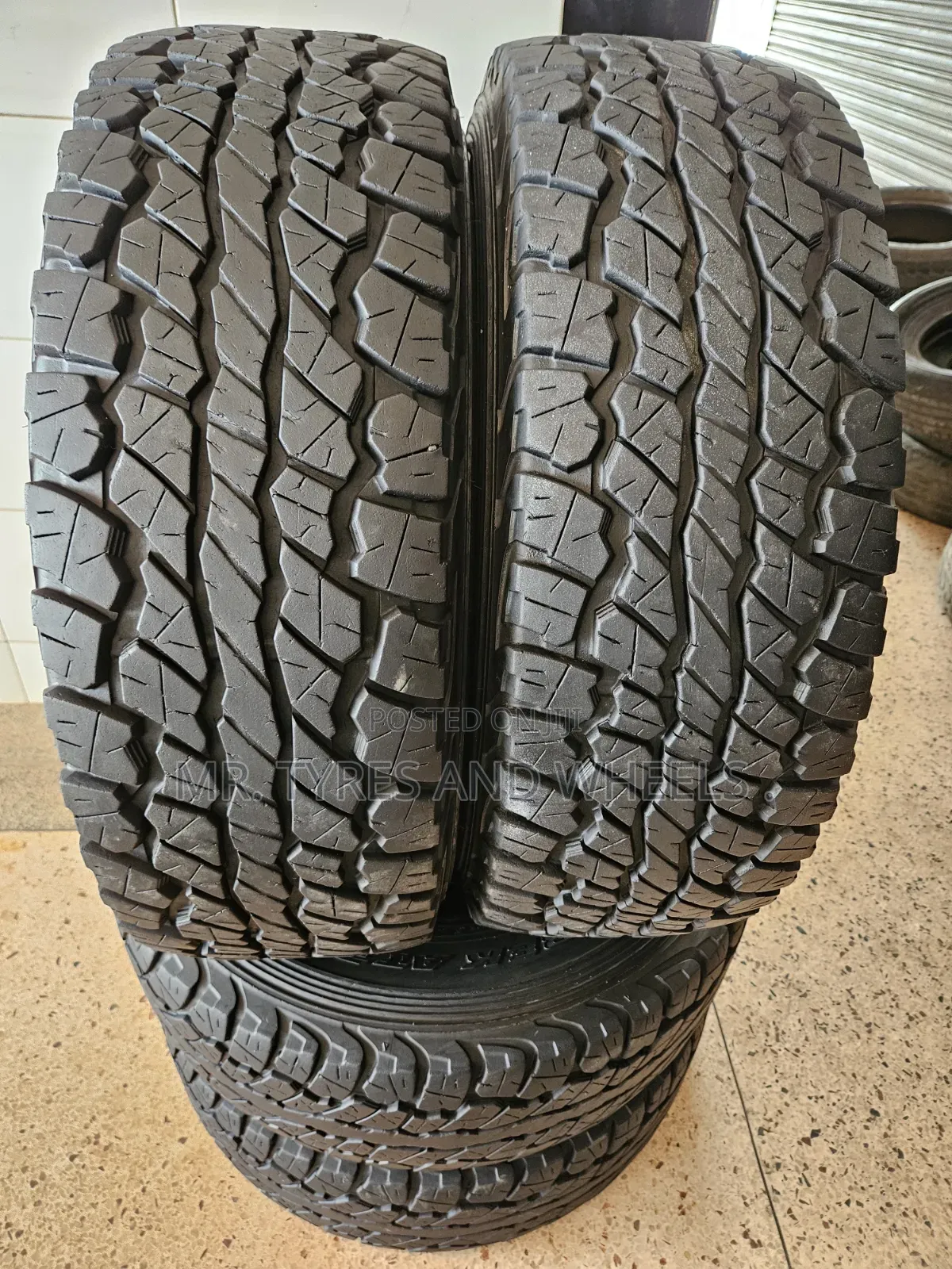 31× 10.50 R15 Dunlop Original Thailand Tires Foreign Used Tires.