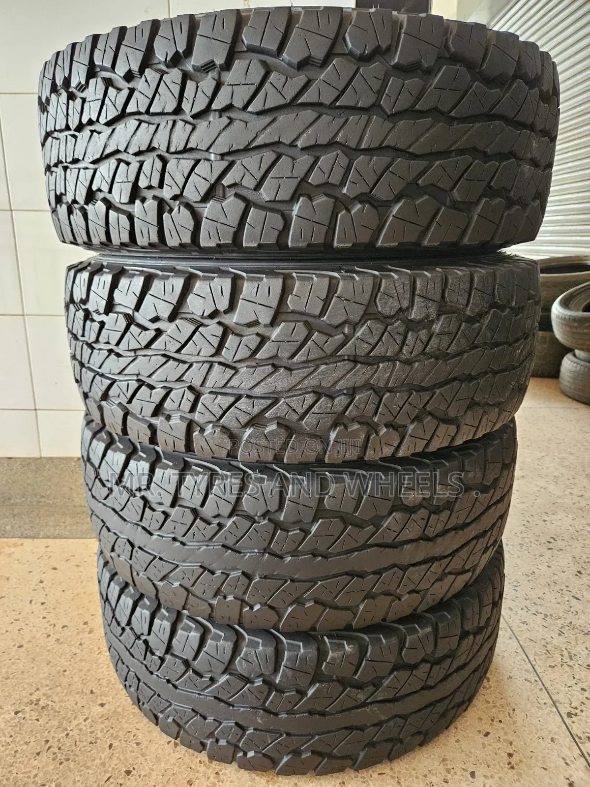 31× 10.50 R15 Dunlop Original Thailand Tires Foreign Used Tires.
