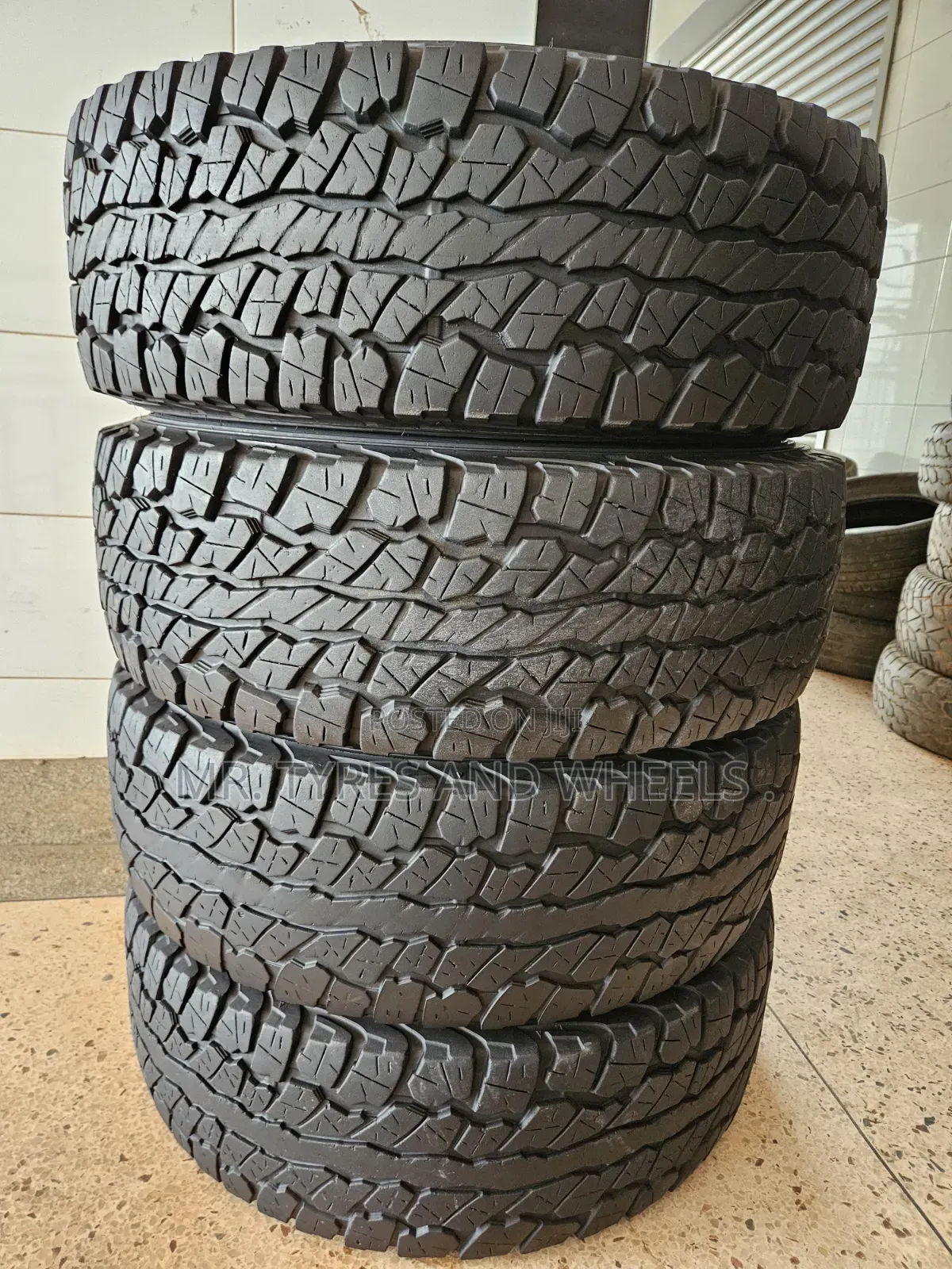 31× 10.50 R15 Dunlop Original Thailand Tires Foreign Used Tires.