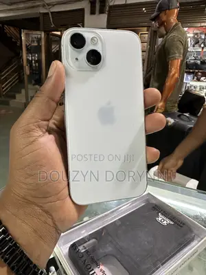 Apple iPhone 15 128 GB White