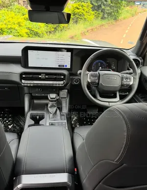Toyota Land Cruiser Prado 2.7 2025 Beige