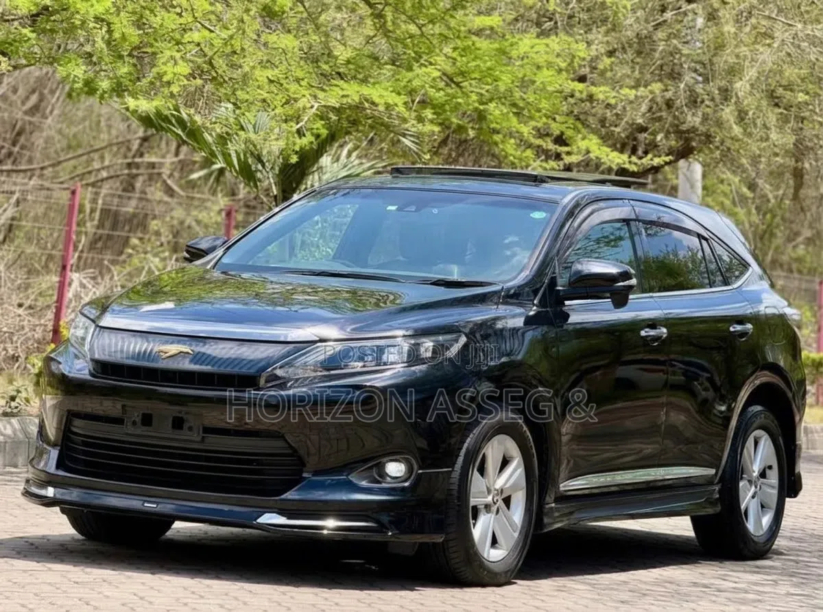 Toyota Harrier 2017 Black